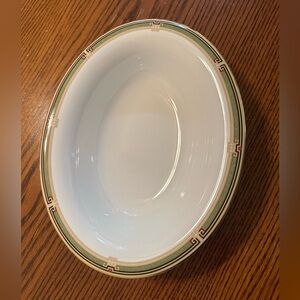 Wedgwood Oberon 9.7” Open Vegetable